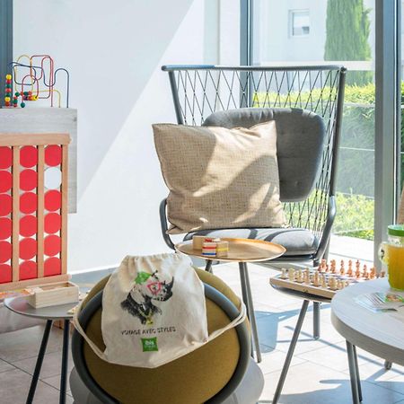 Ibis Styles Pertuis Portes Du Luberon Esterno foto